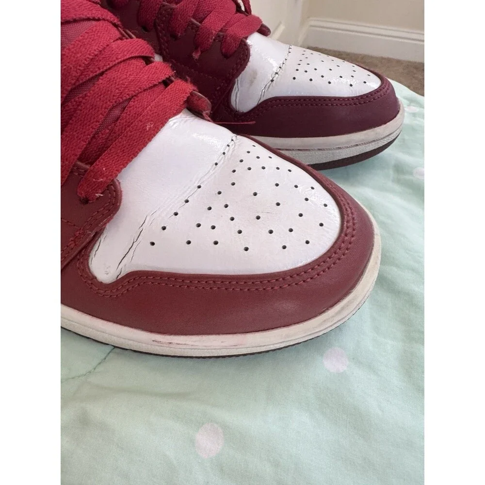 Jordan Air Jordan 1 Low Men’s Lace-Up Sneakers Burgundy/White/Black Size 9.5